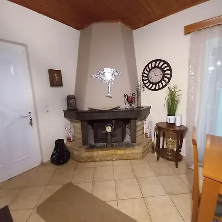 Lena Megalopoli * Mallota