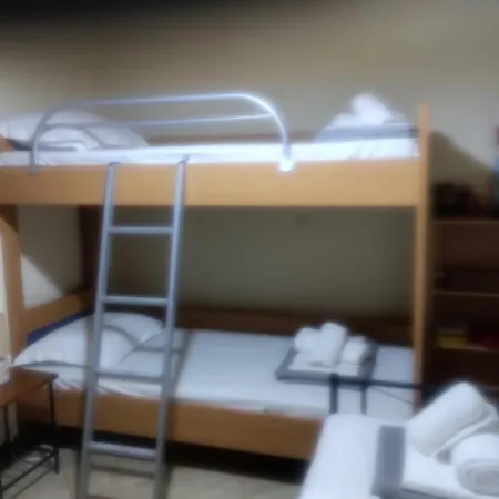 Lena Megalopoli דירה *