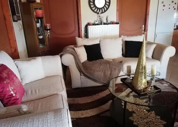 Lena Megalopoli Mallota