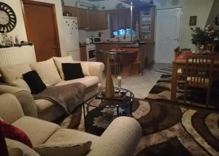 Lena Megalopoli Apartman Mallotá