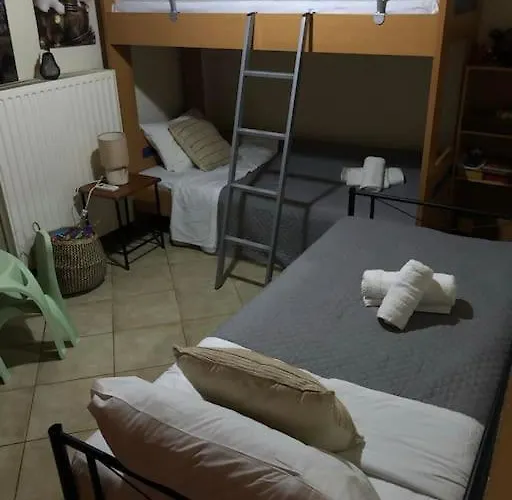 Lena Megalopoli * Mallotá