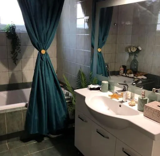 Lena Megalopoli アパート Mallotá